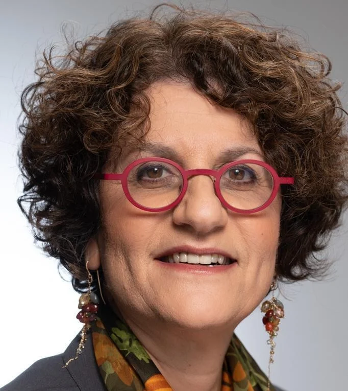 רות רלבג, חברת הוועד המנהל – Ruth Ralbag