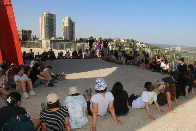יד טיול עלייה